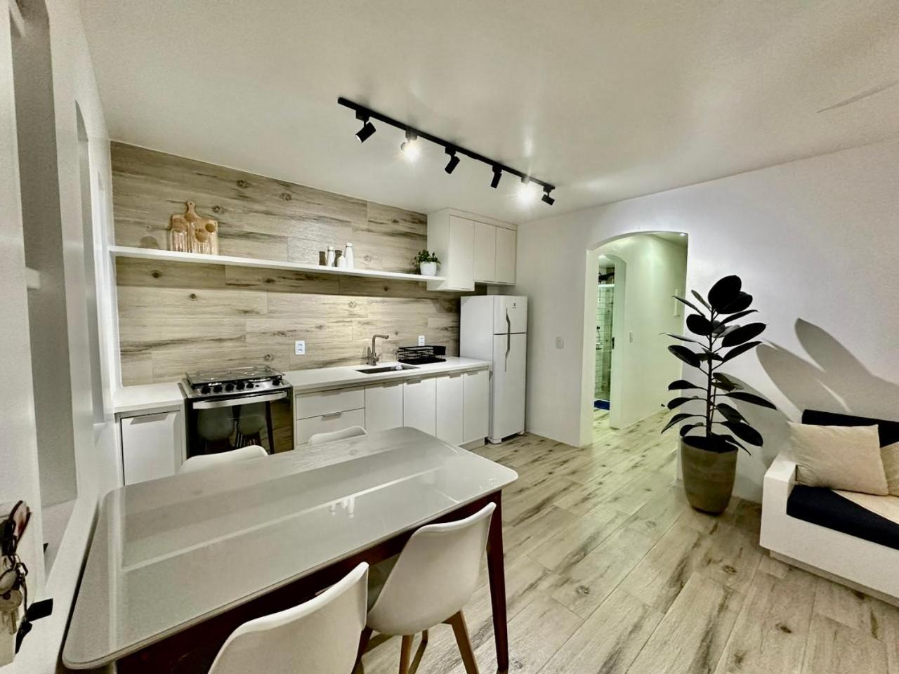 Apartamento Estilo Chale Com Piscina Ubatuba Buitenkant foto